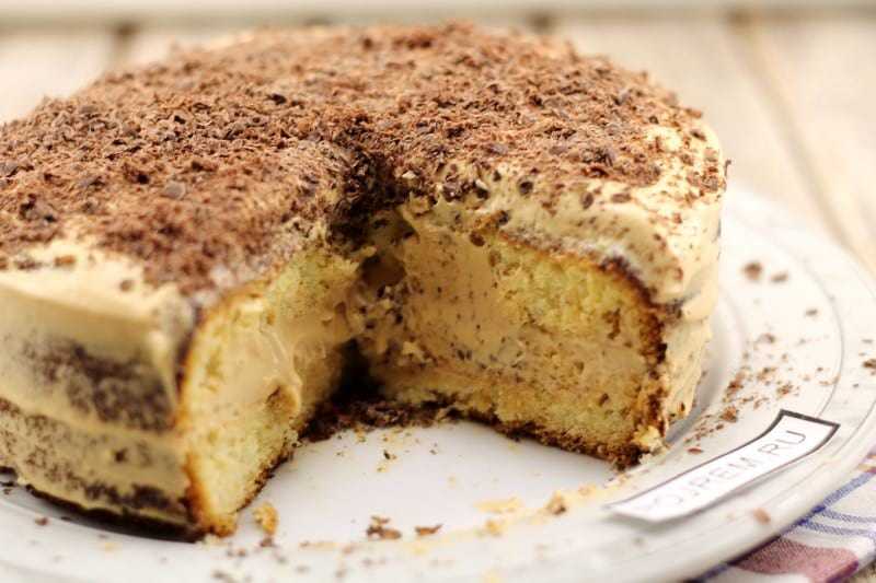 Бисквитный торт со сгущенкой рецепт с фото пошагово