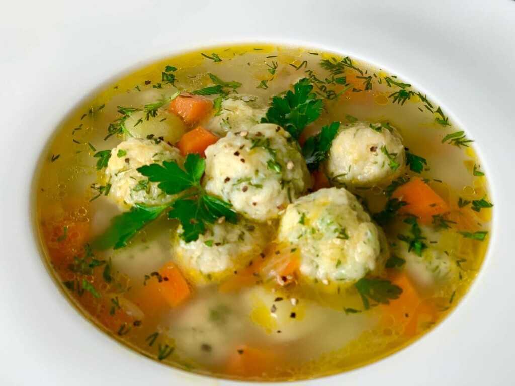 Суп с клецками: 5 самых лучших рецептов с пошаговыми фото