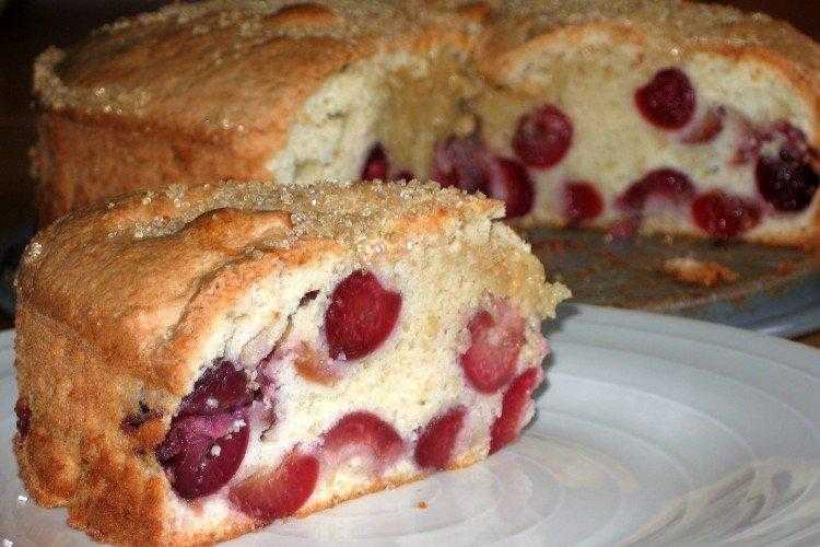 Вишнёвый пирог – 6 вкусных рецептов пирога с вишней в духовке