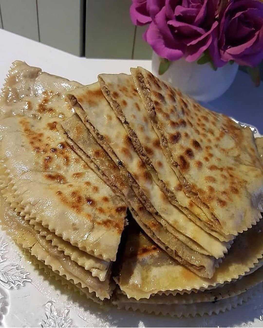 Ачма (грузинский пирог с сыром)