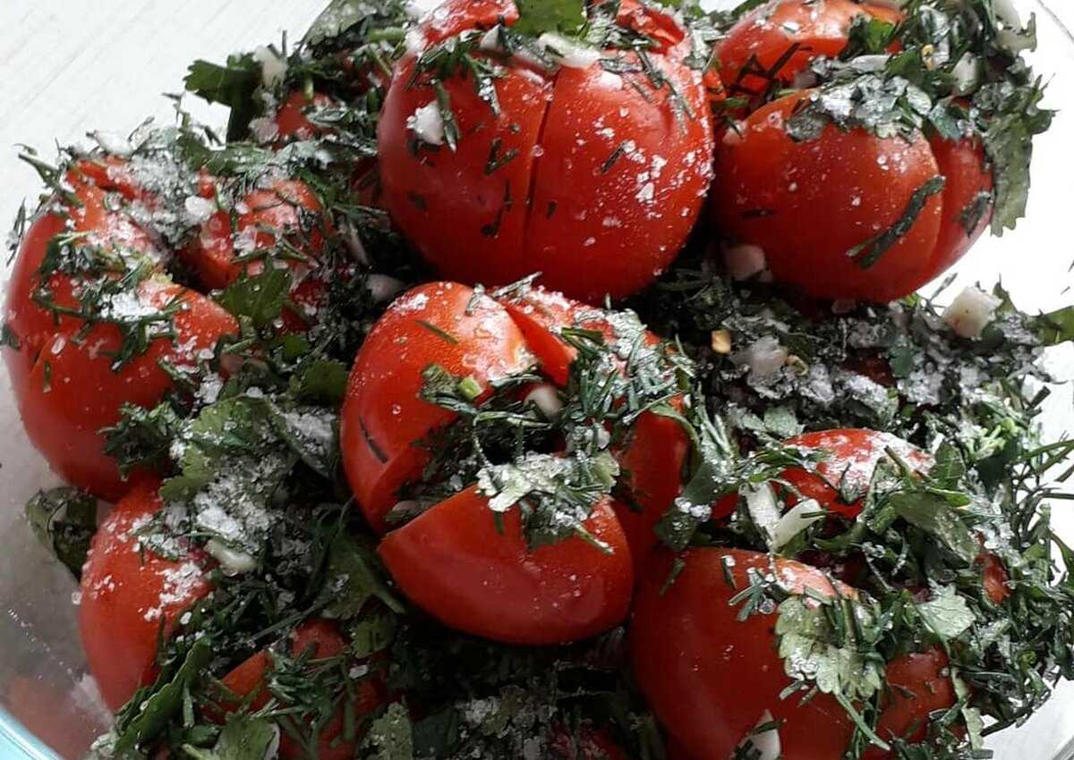 Маринованные помидоры на зиму — 7 рецептов в банках