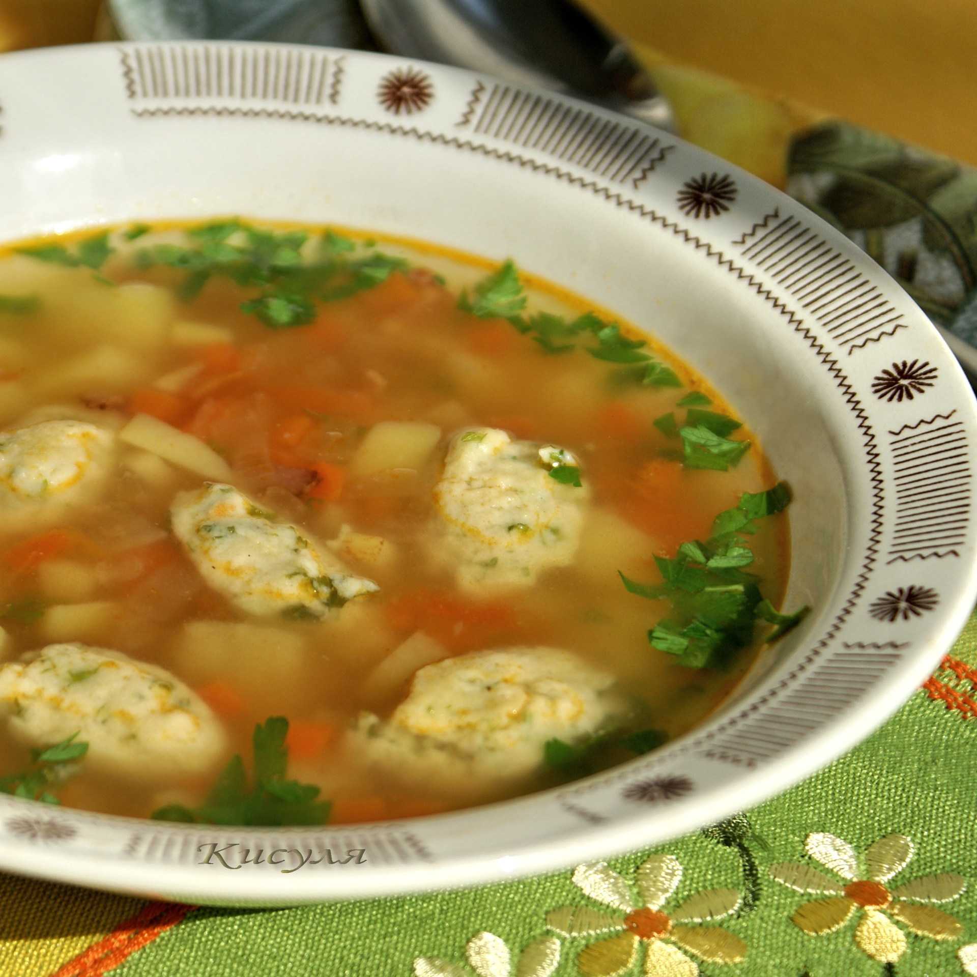 Суп с клецками: простые и вкусные рецепты приготовления