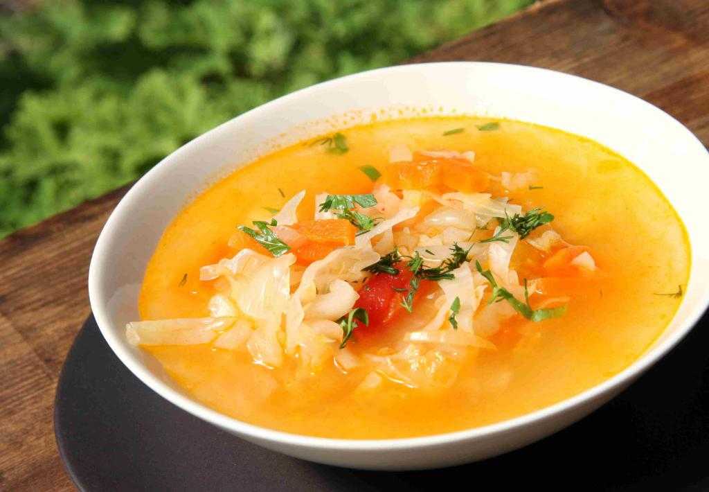 Как приготовить капустный суп: рецепты для похудения