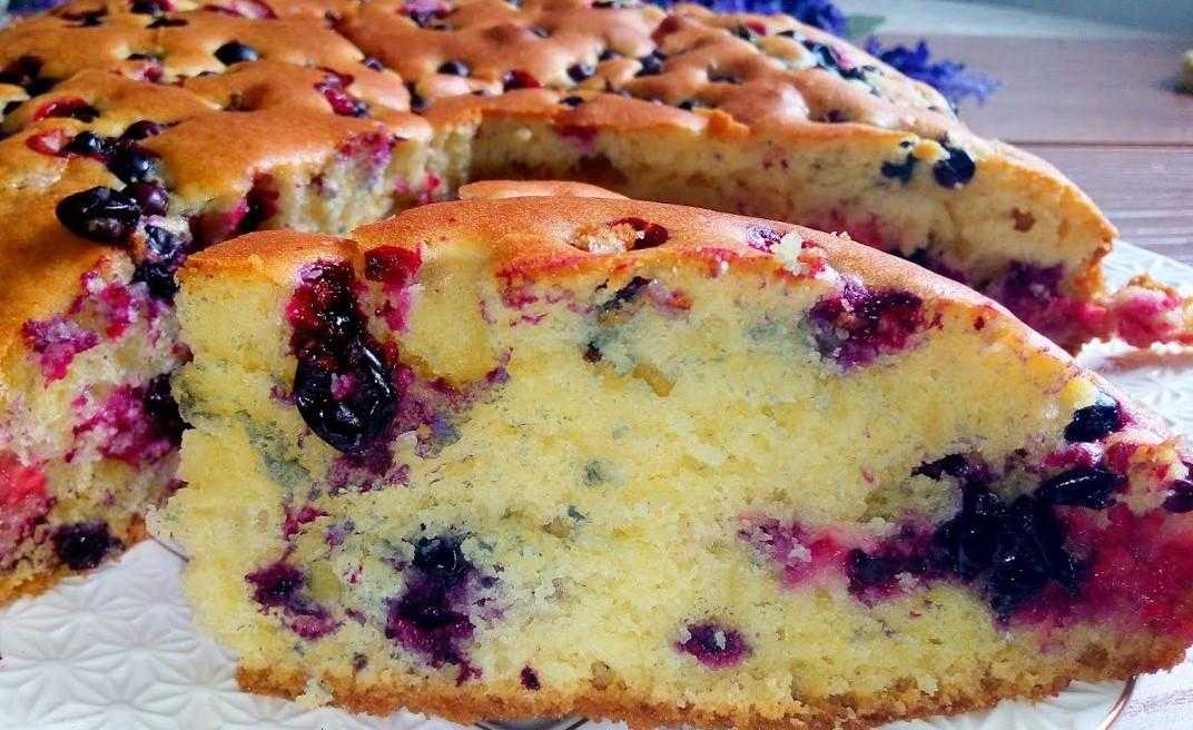 Пирог из слоеного теста с ягодами замороженными » рецепты - готовим дома | «наобед.kz»