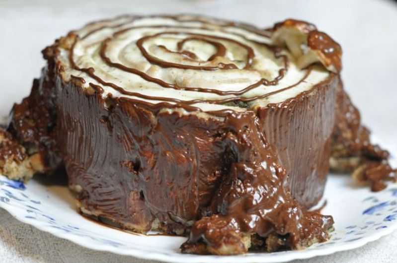 Торт трухлявый пень — классический рецепт с вареньем