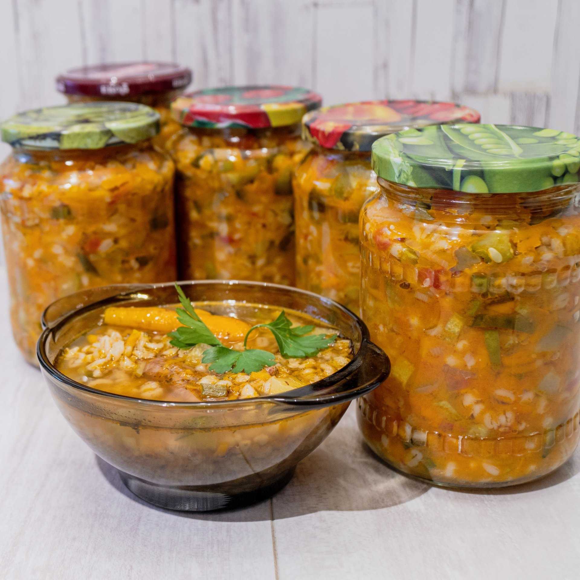 Рассольник на зиму с перловкой и свежими огурцами: пальчики оближешь