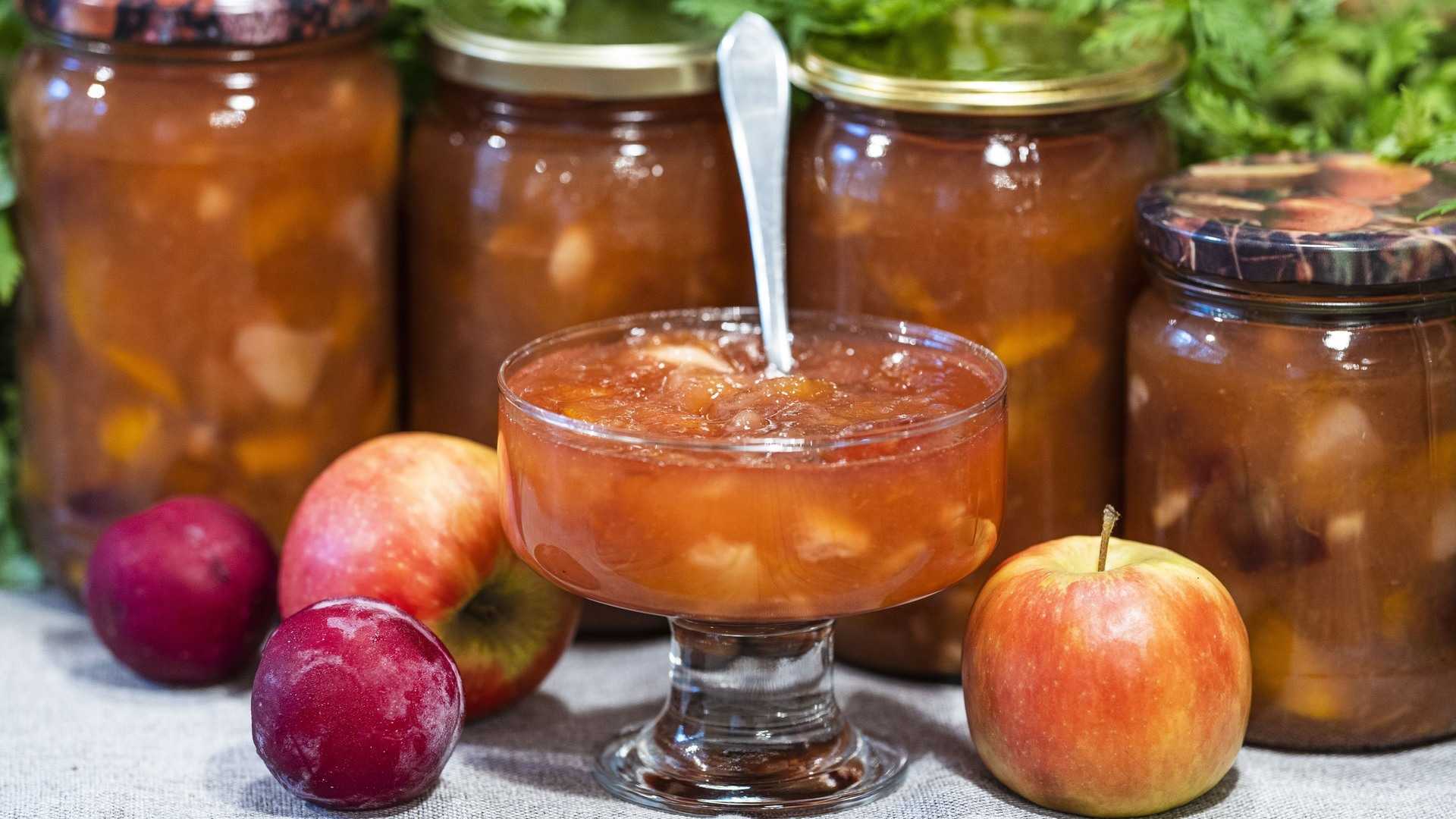 Как приготовить вкусное повидло из яблок в домашних условиях?