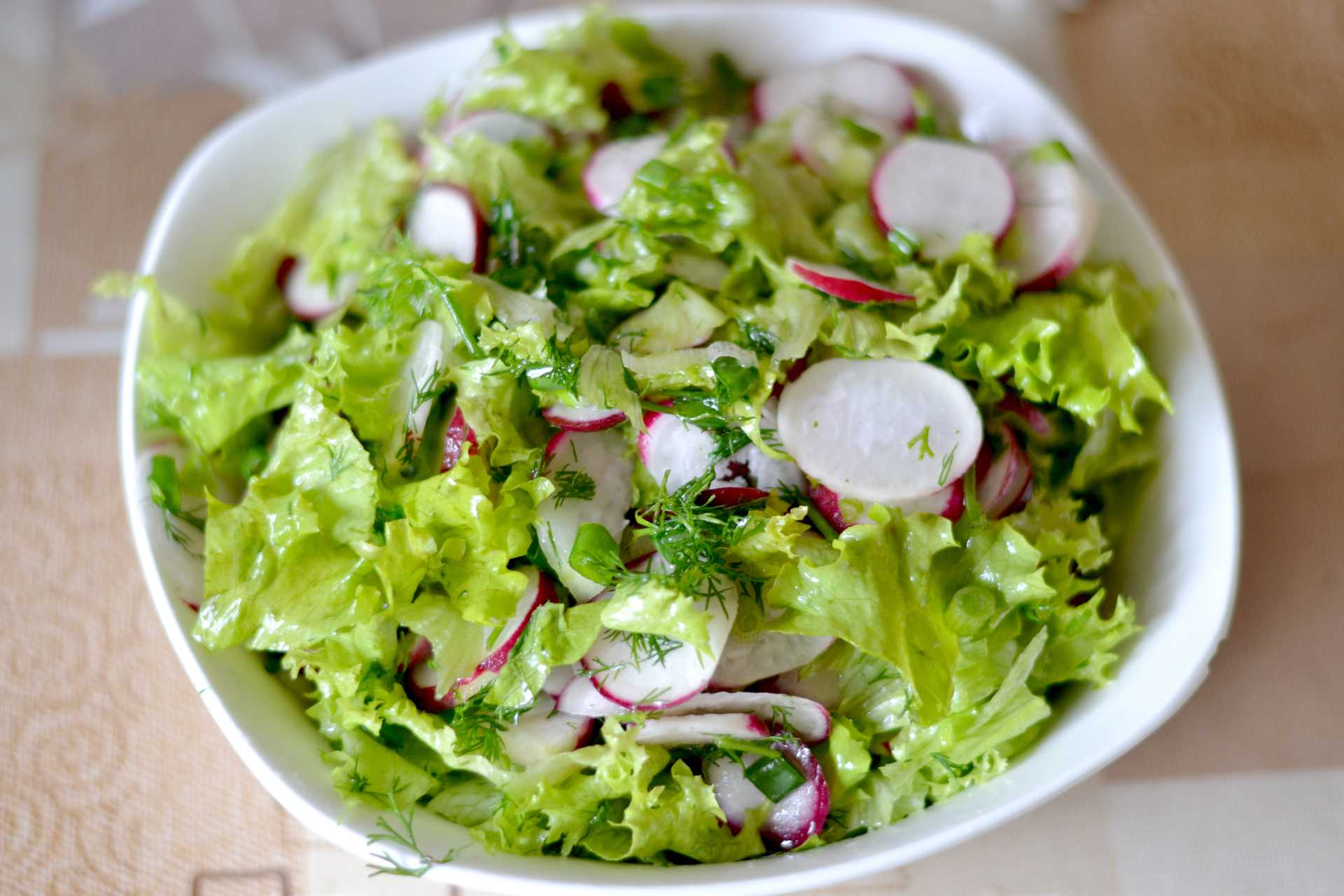 Вкусный салат из редиса