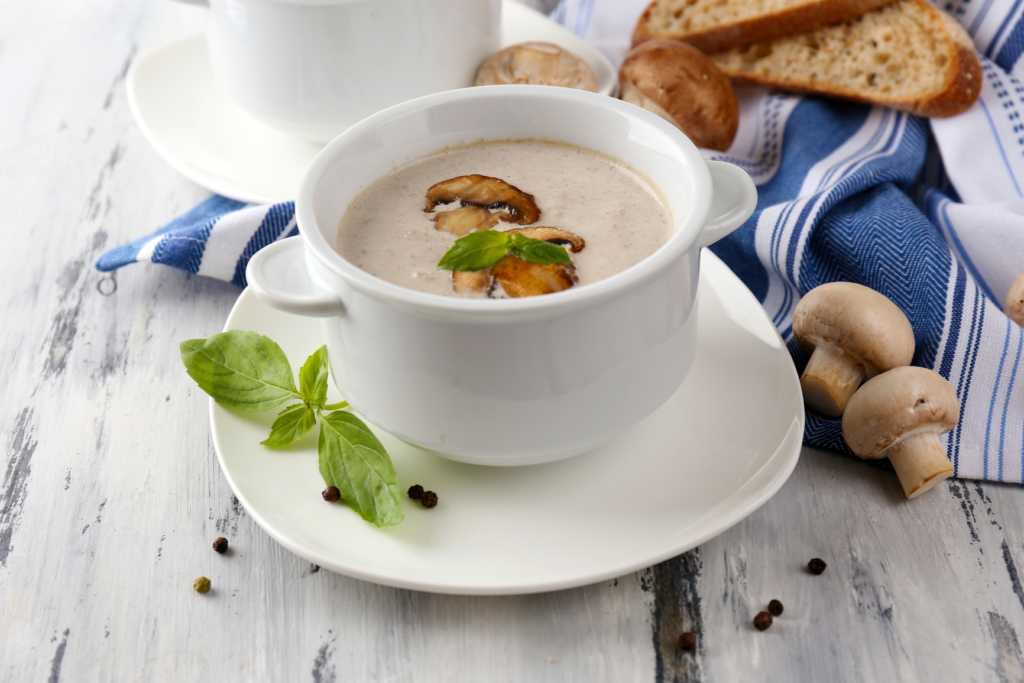 Грибной крем-суп – популярные рецепты. как правильно сделать грибной крем-суп в мультиварке, со сливками или с сыром