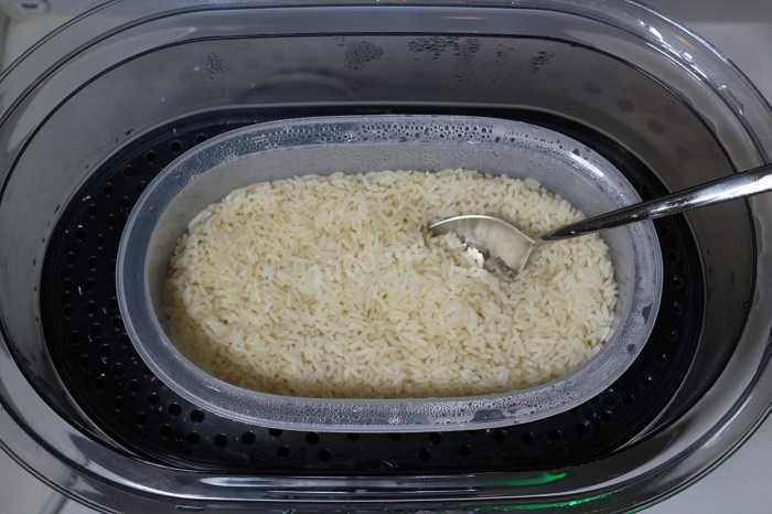 Как варить длиннозерный рис на плите, в пароварке и мультиварке?