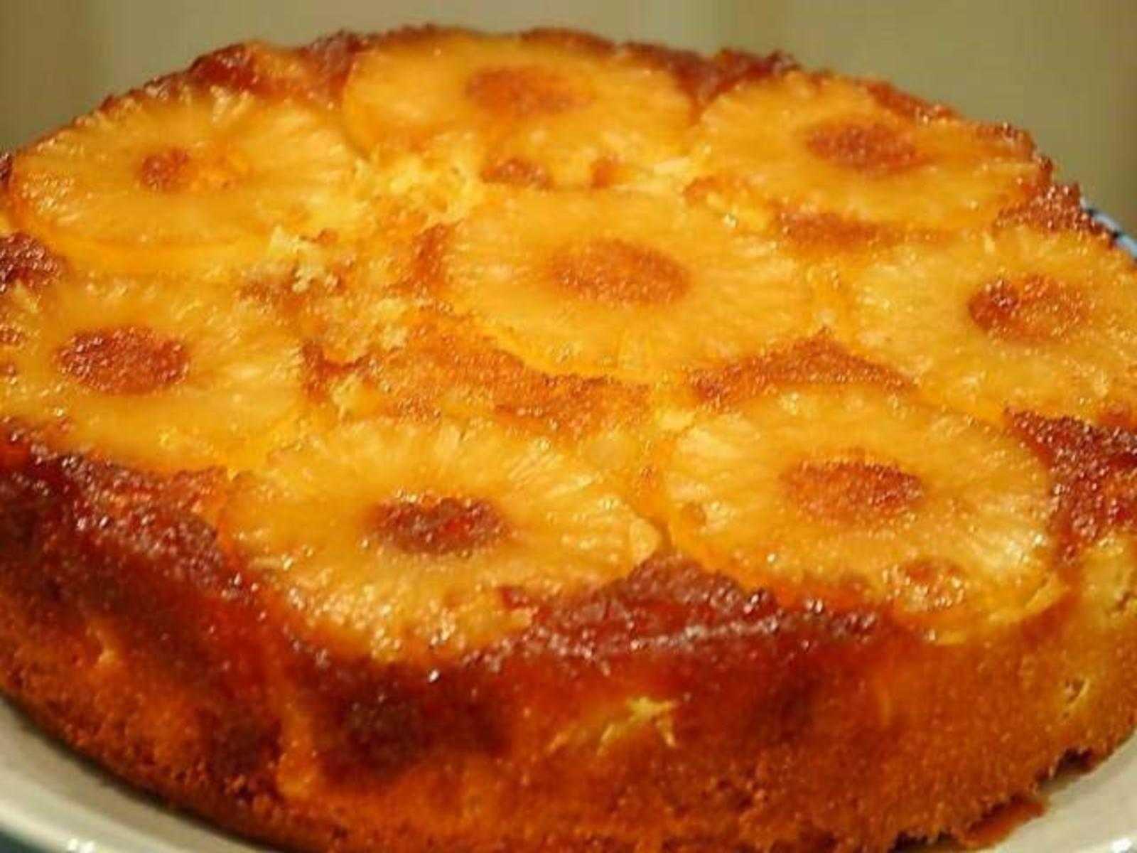 Пирожки из слоеного теста с ананасами. кольца ананасов в слоёном тесте