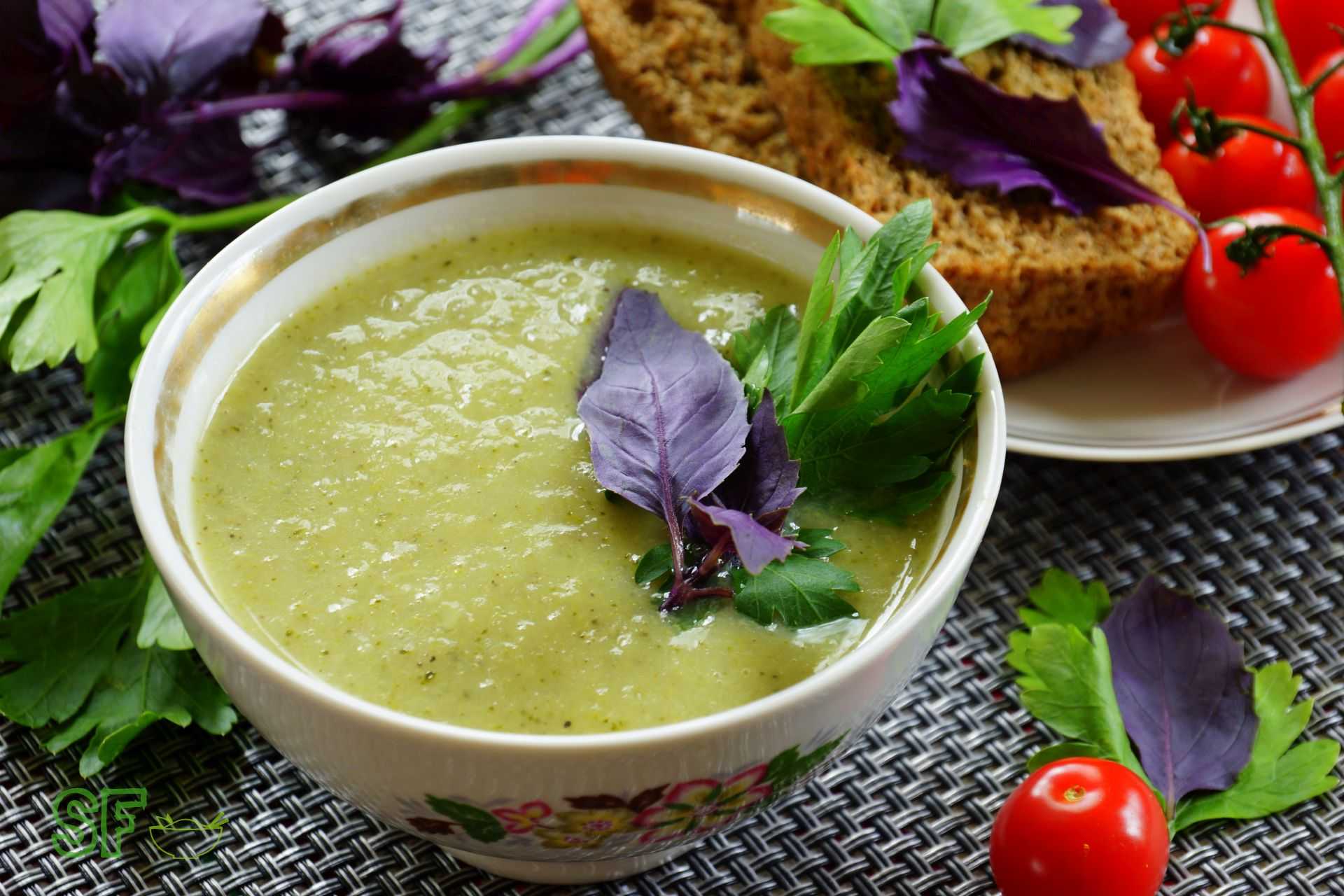 10 диетических рецептов супа из брокколи