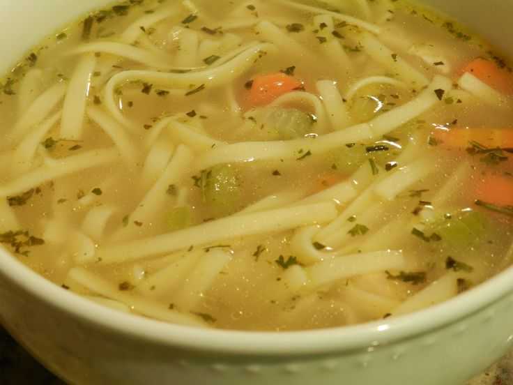 Суп с колбасой и вермишелью - 9 пошаговых фото в рецепте