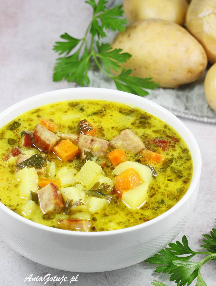 Рецепт простого супа с мясом и картошкой. Для супа. Картофельный суп. Картофельный супчик. Картофельный суп с мясом.