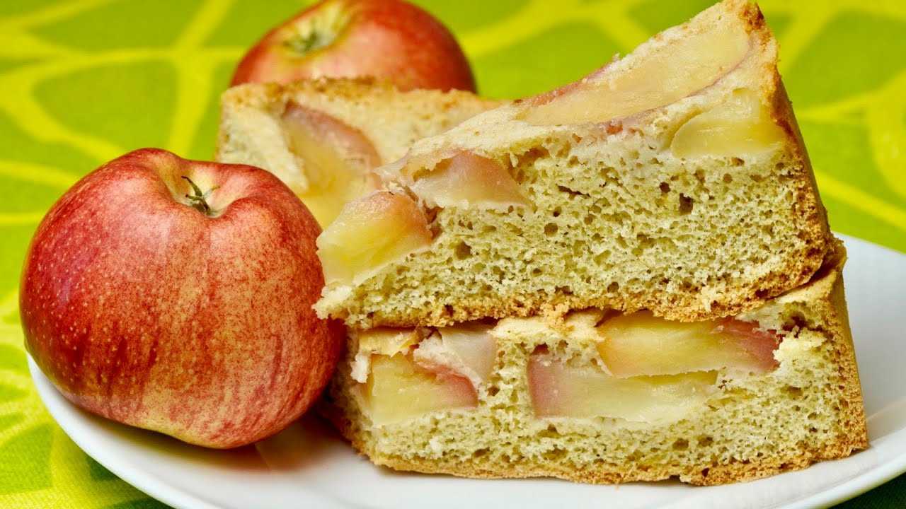 Шарлотка с яблоками в духовке – 6 вкусных и простых рецептов
